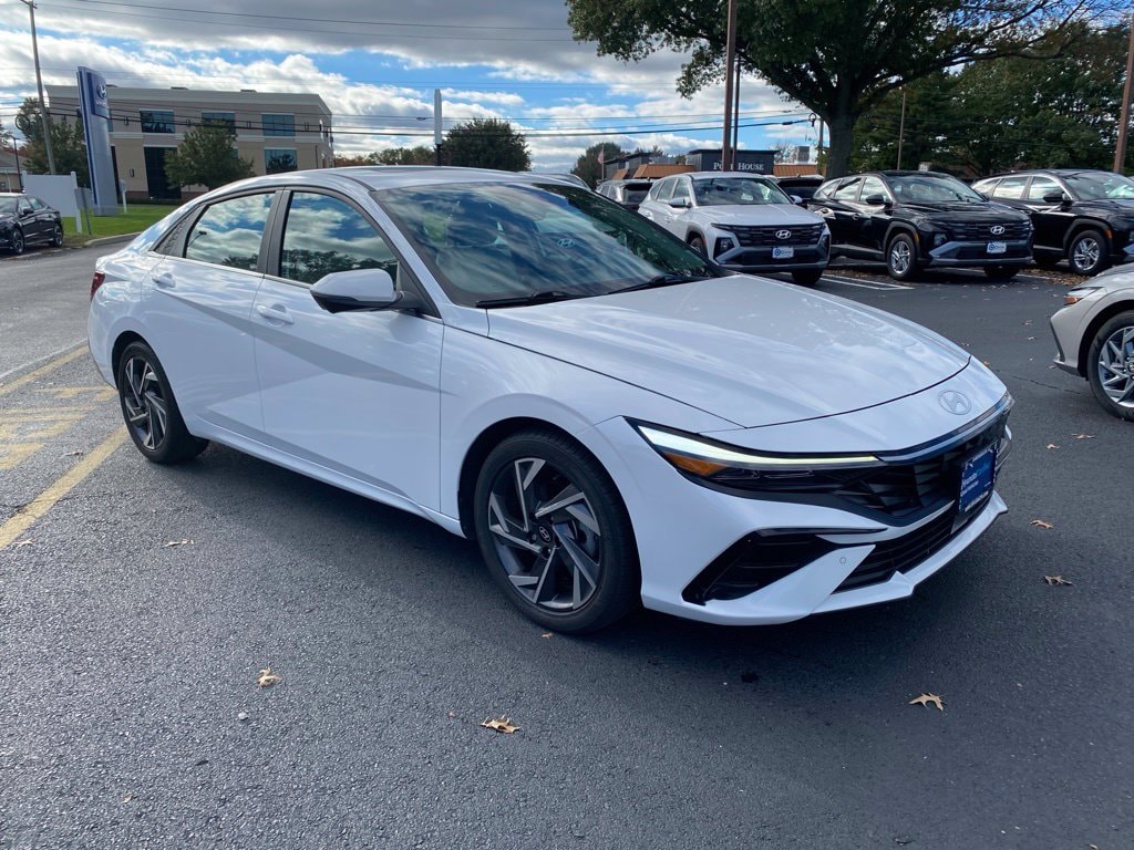 2024 Hyundai Elantra