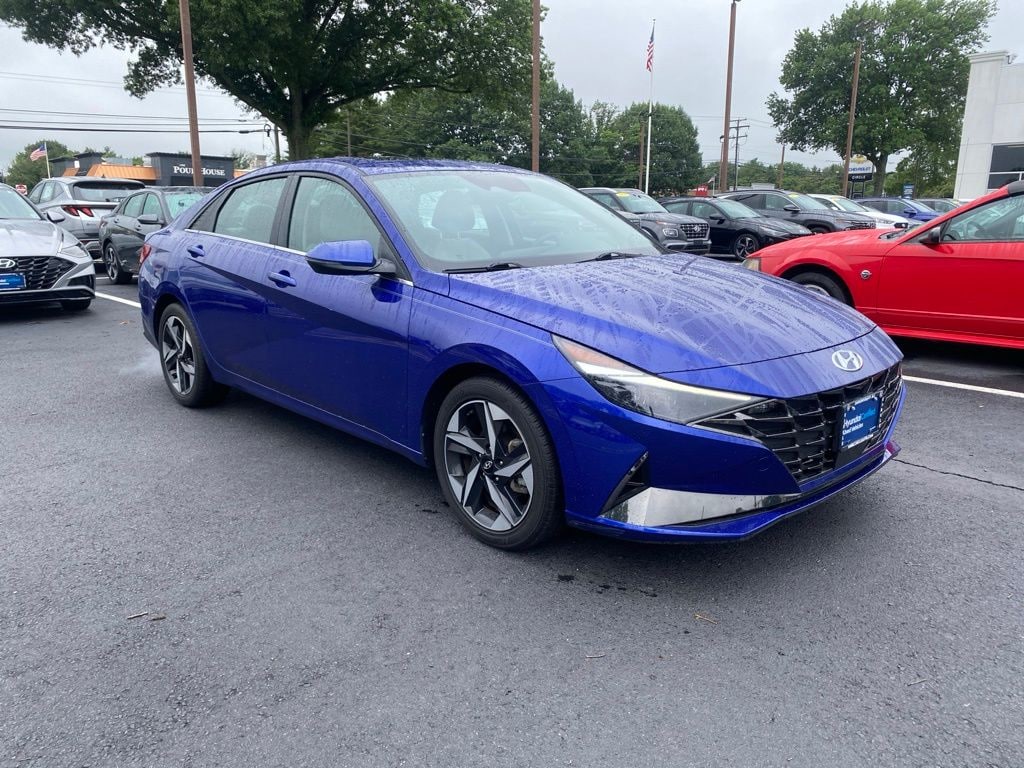 Certified 2023 Hyundai Elantra Limited Sedan
