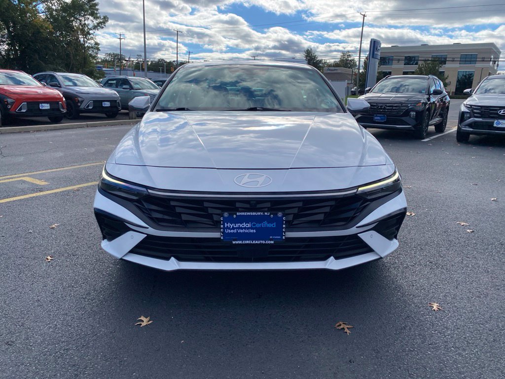 Certified 2024 Hyundai Elantra Limited Sedan
