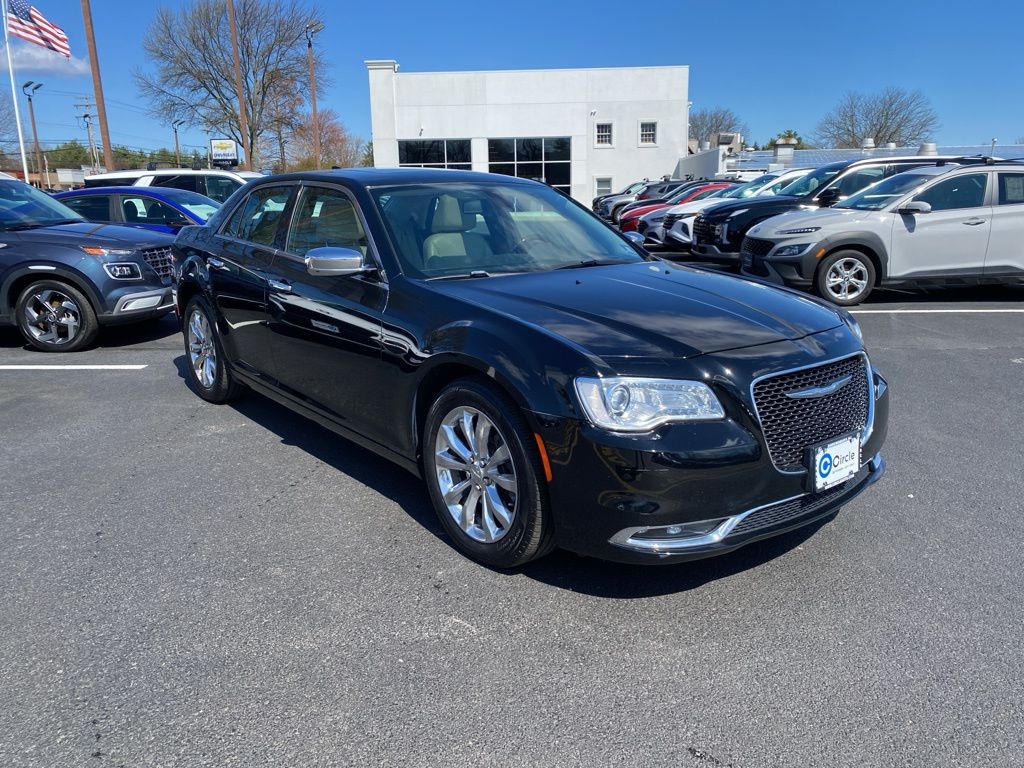 2017 Chrysler 300 C