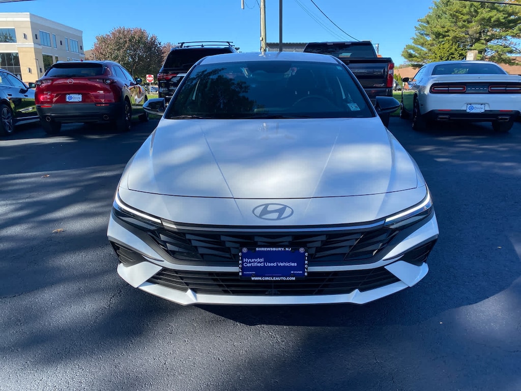 Certified 2025 Hyundai Elantra SEL Sport IVT