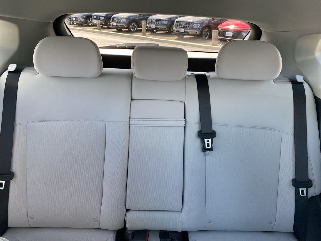2024 Hyundai Kona SEL - Photo 15