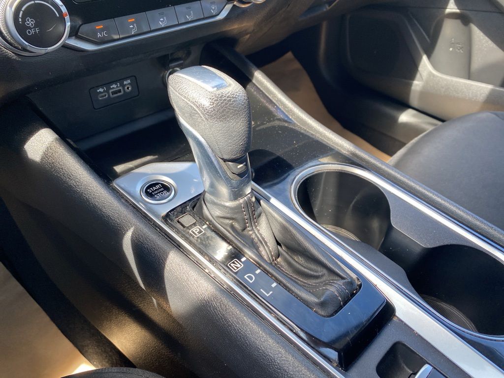 2021 Nissan Altima SV - Photo 19