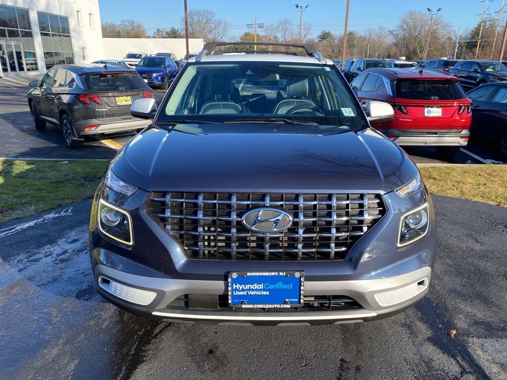 Used 2022 Hyundai Venue Limited SUV