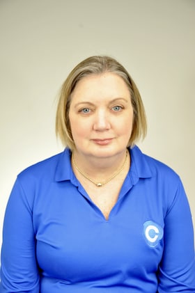 Staff member Ellen from ID_7fc72bac8299