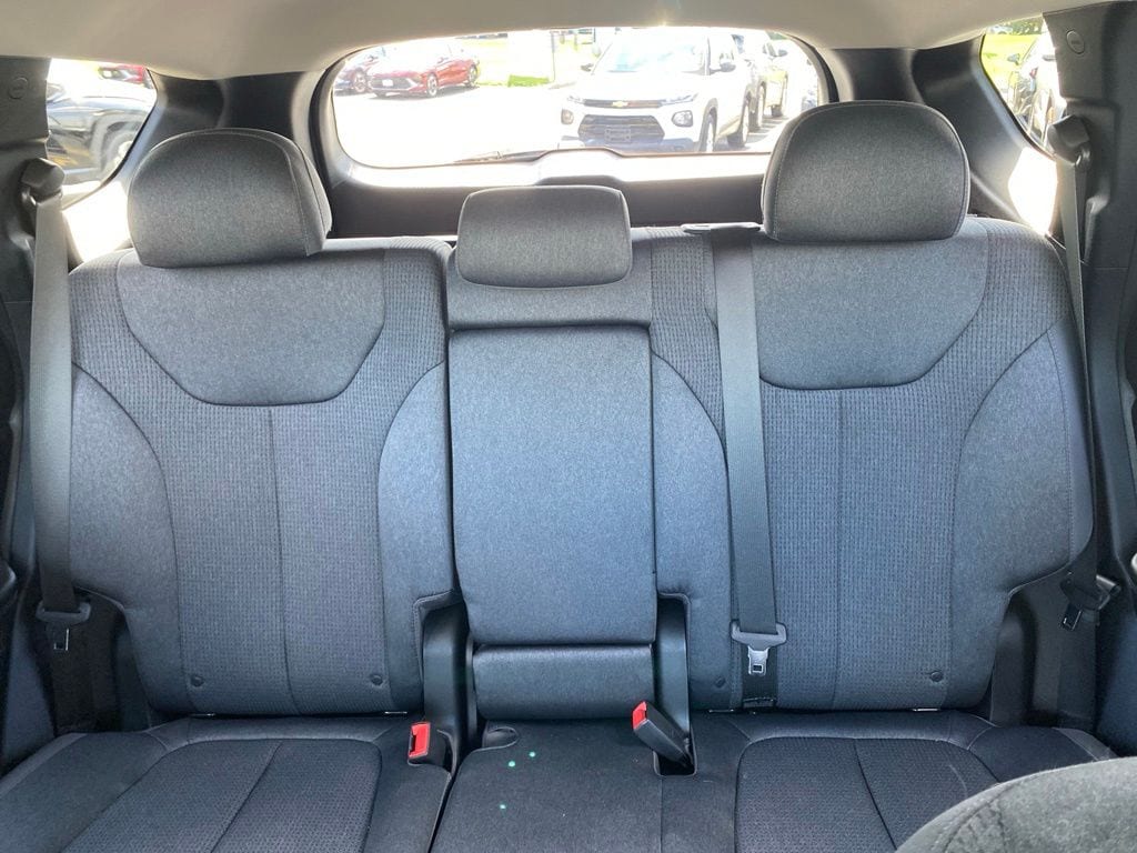 2023 Hyundai Santa Fe SE - Photo 15