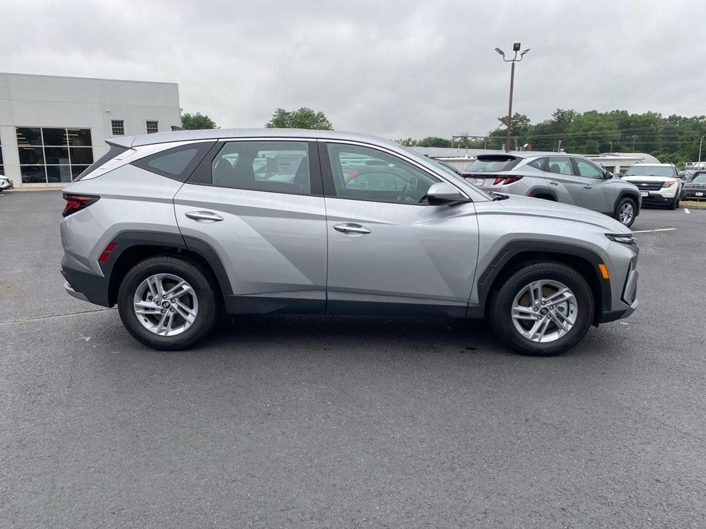 New 2026 Hyundai Tucson SE FWD SUV