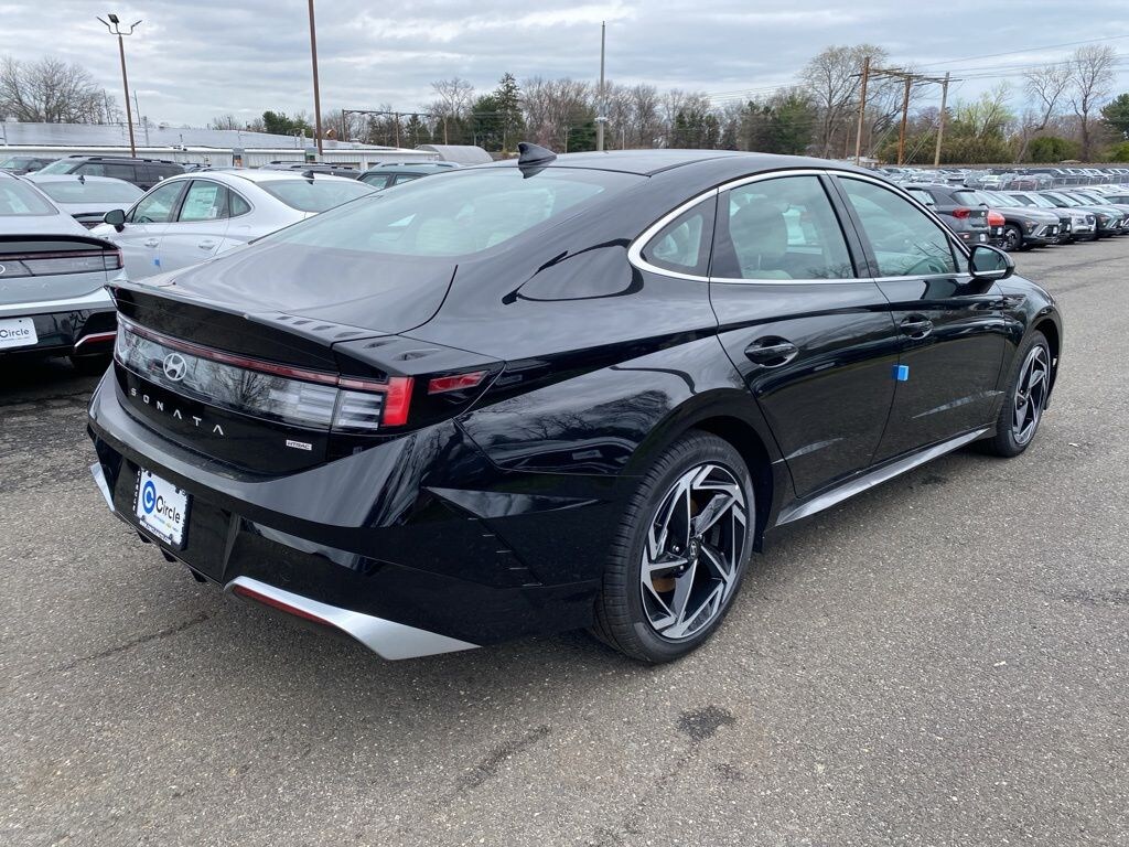 New 2026 Hyundai Sonata SEL Sport Sedan
