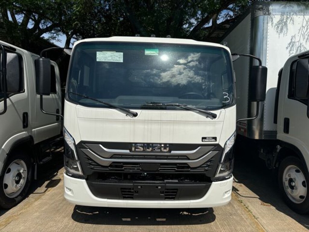 New 2025 Isuzu NPR XD CHASSIS