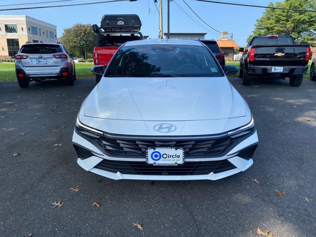 Used 2025 Hyundai Elantra SEL Sport Sedan