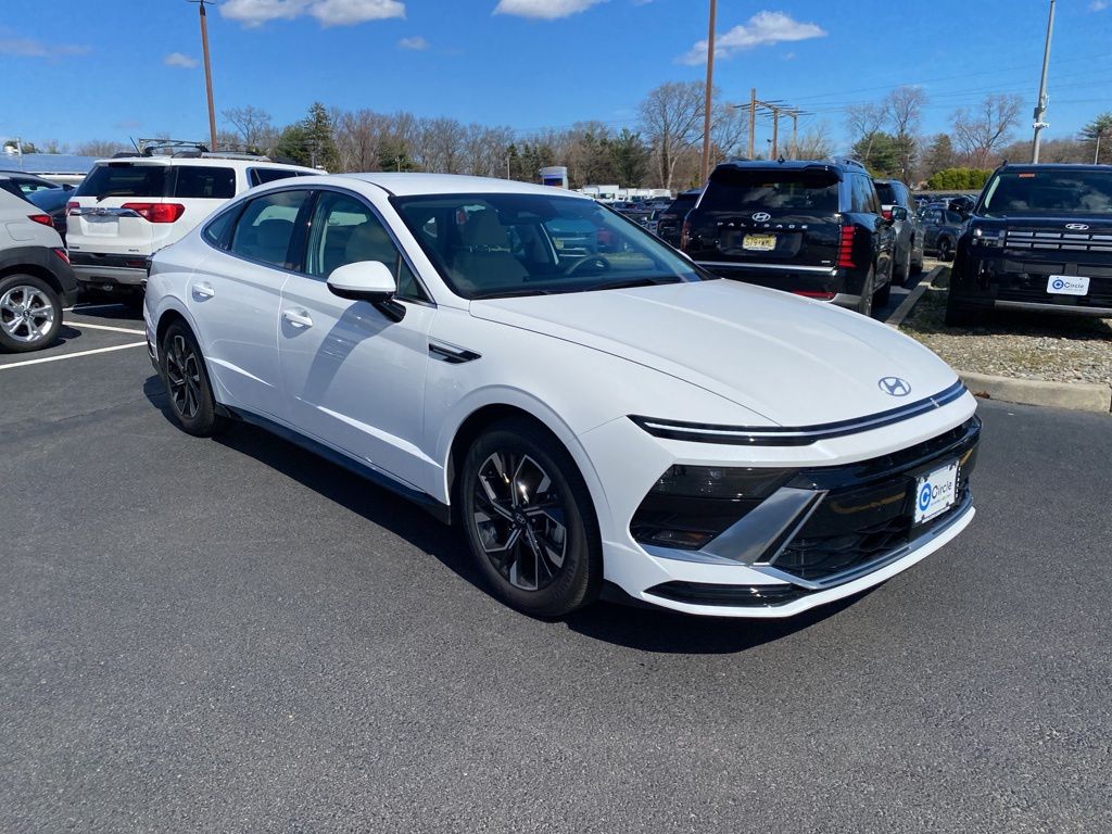2025 Hyundai Sonata Sedan 