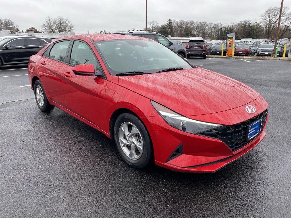 2021 Hyundai Elantra SE