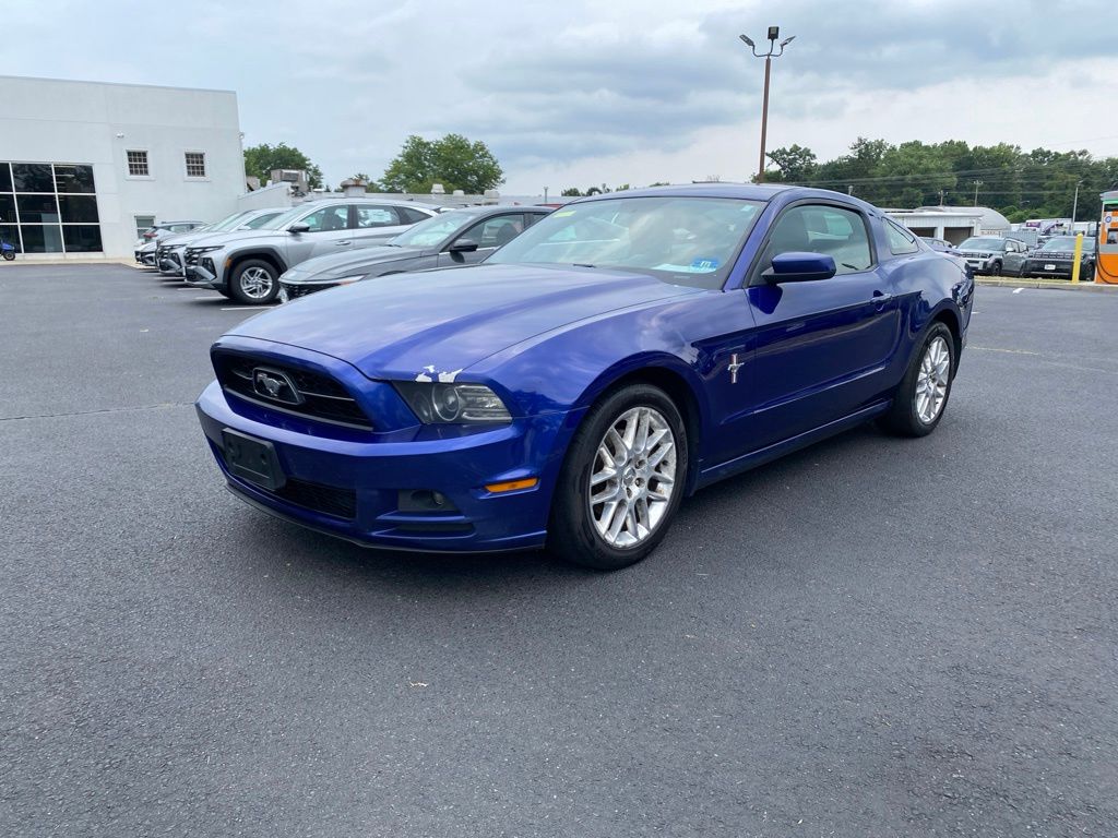 2013 Ford Mustang V6 Premium - Photo 6