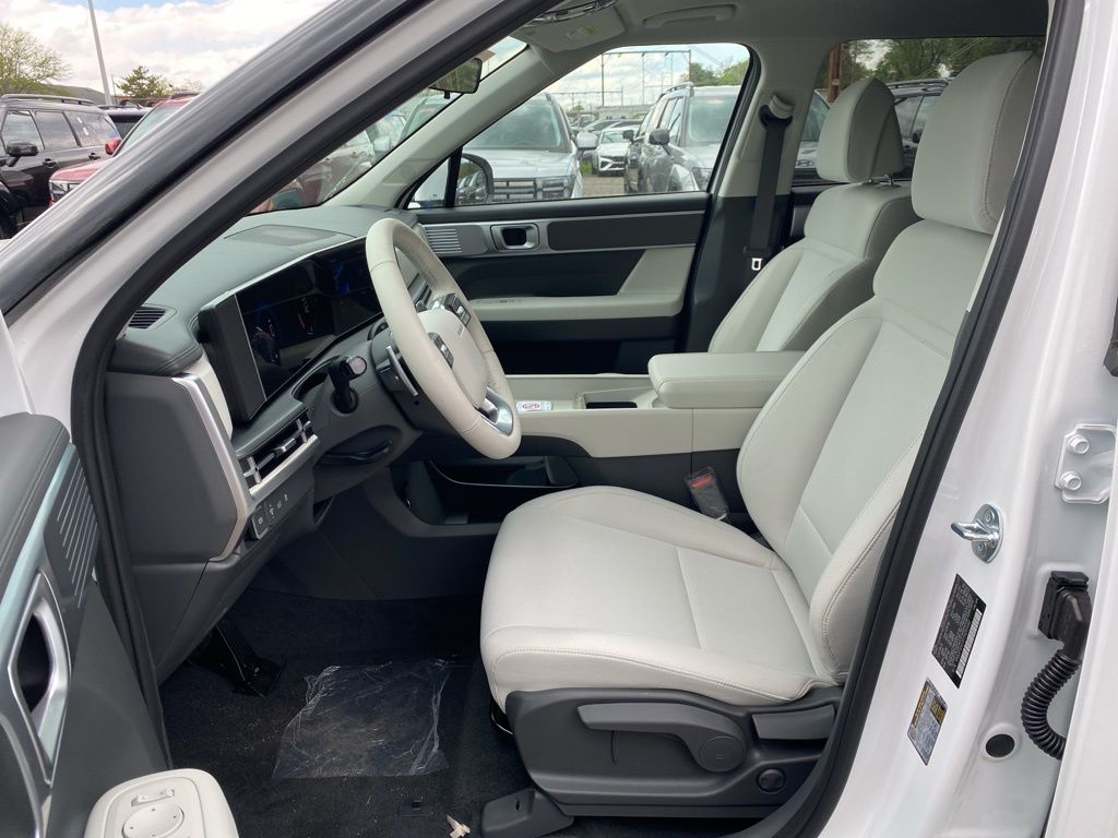 2026 Hyundai Santa Fe SE - Photo 12