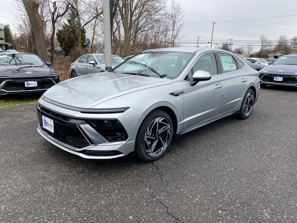 New 2026 Hyundai Sonata SEL Sport Sedan