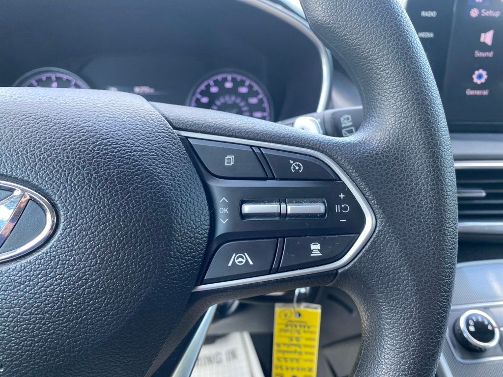 2023 Hyundai Santa Fe SE - Photo 23