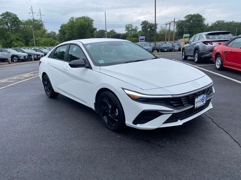 2026 Hyundai Elantra Sedan 