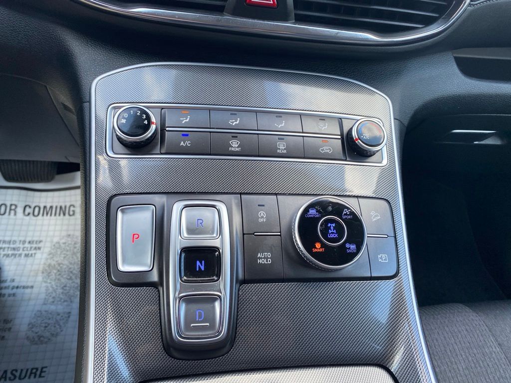 2023 Hyundai Santa Fe SE - Photo 19