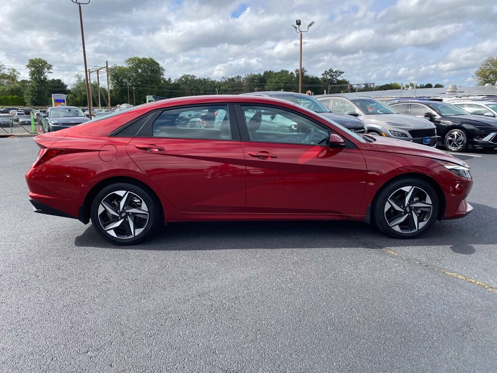 Certified 2023 Hyundai Elantra SEL Sedan