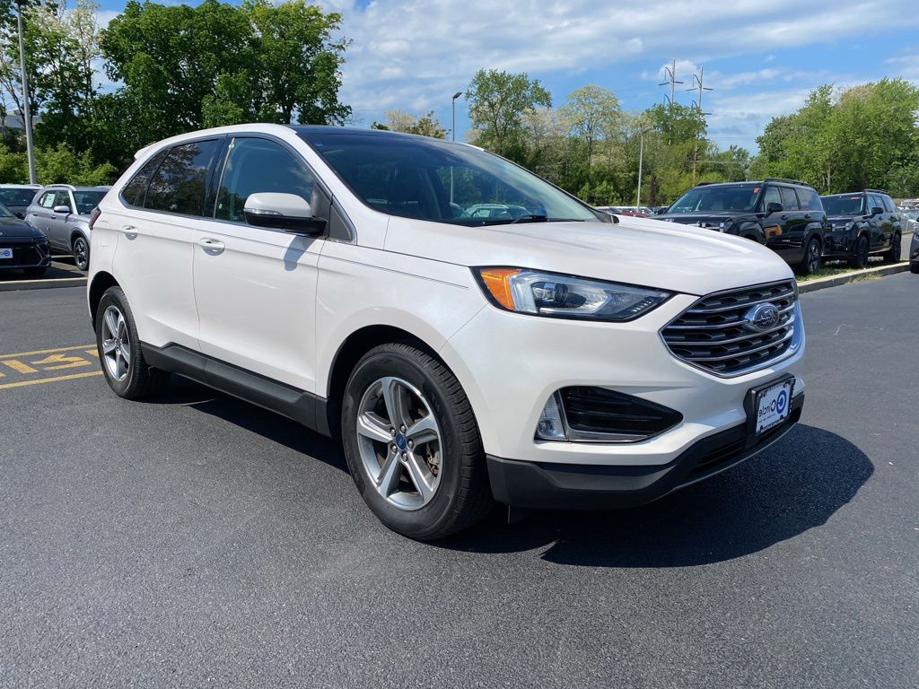 2019 Ford Edge SEL AWD's photo