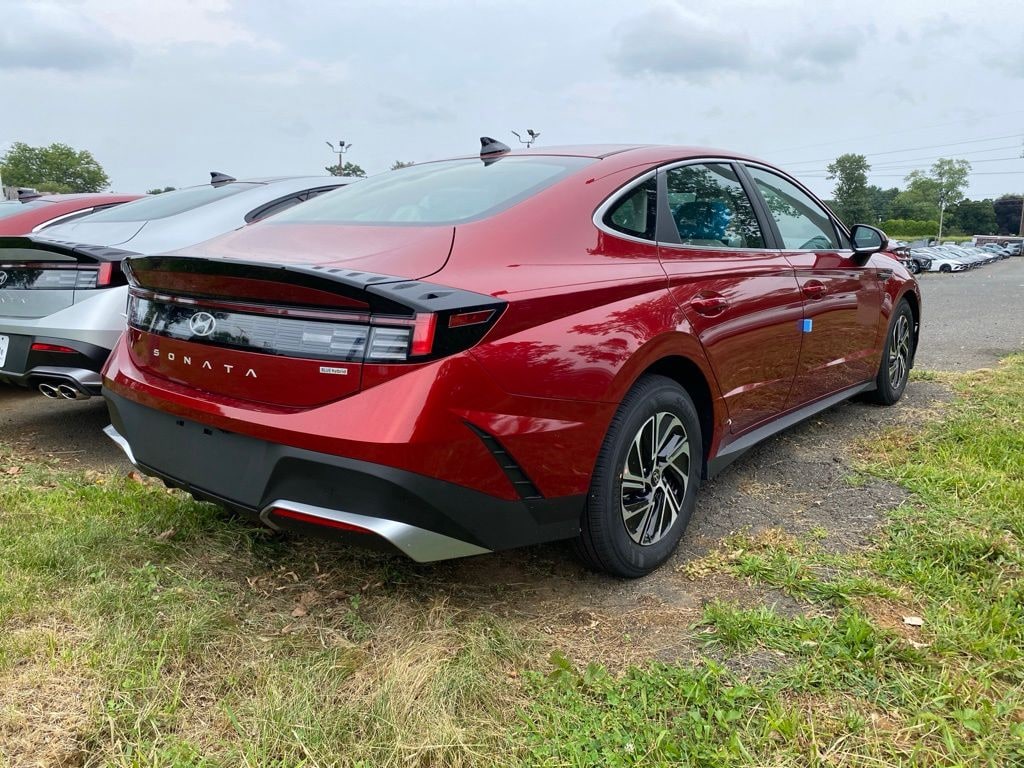 New 2026 Hyundai Sonata Hybrid Blue Sedan