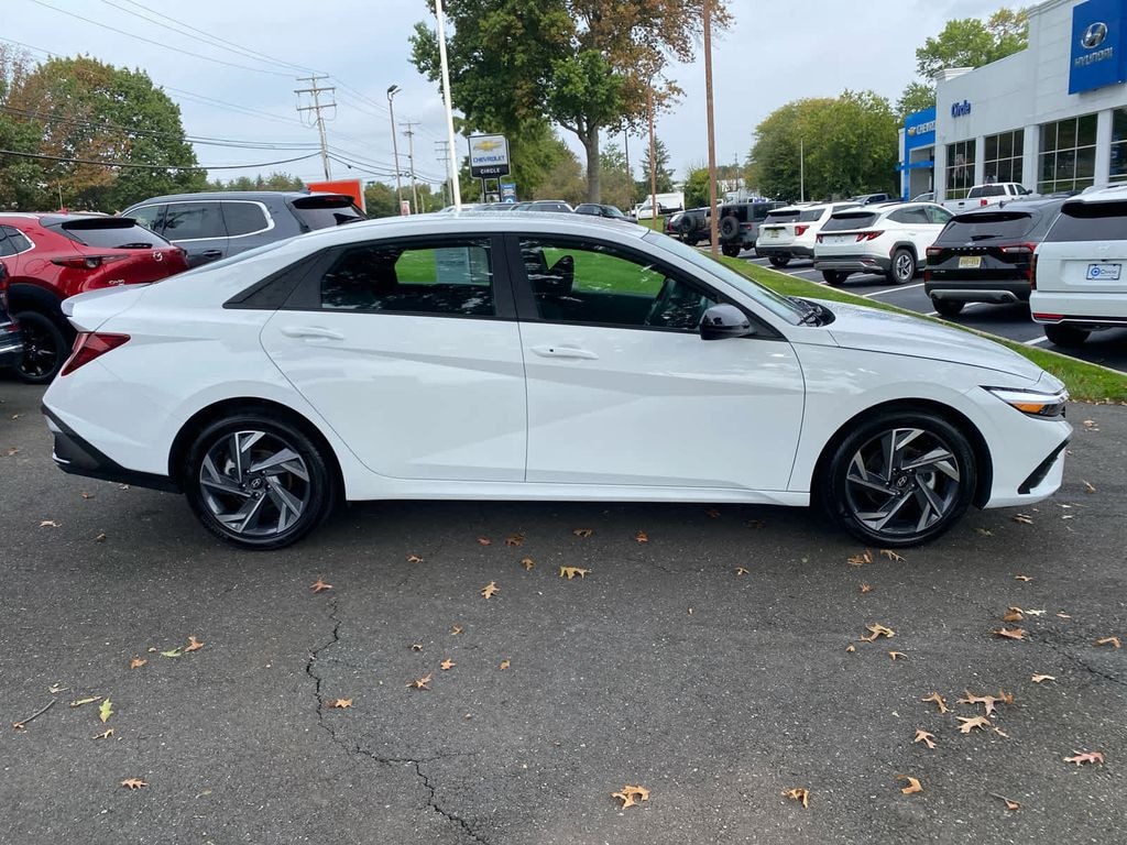 Certified 2025 Hyundai Elantra SEL Sport Sedan