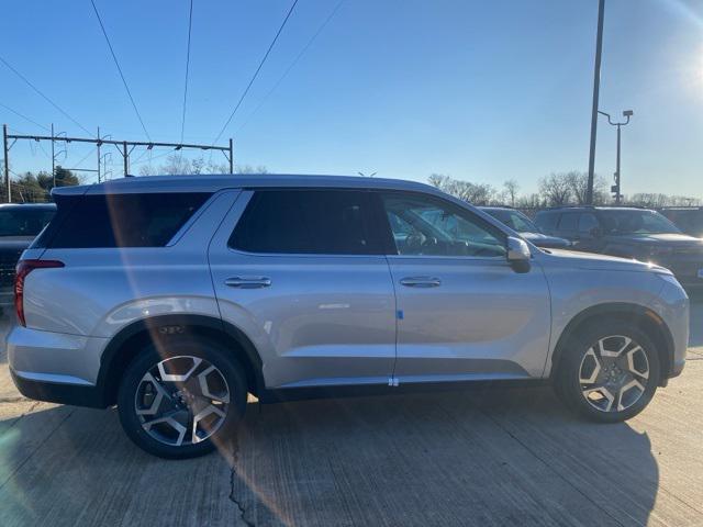 2025 Hyundai Palisade SEL photo 2