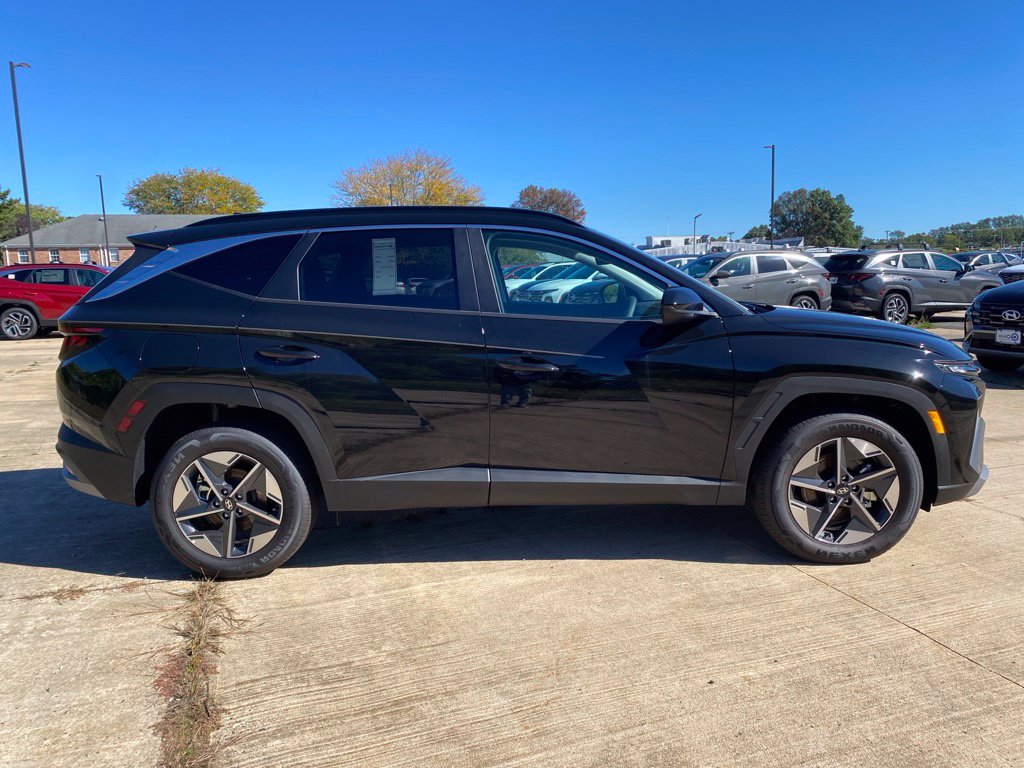 New 2026 Hyundai Tucson Hybrid SUV
