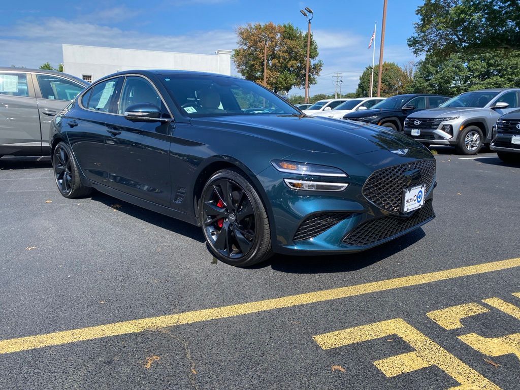  Genesis G70