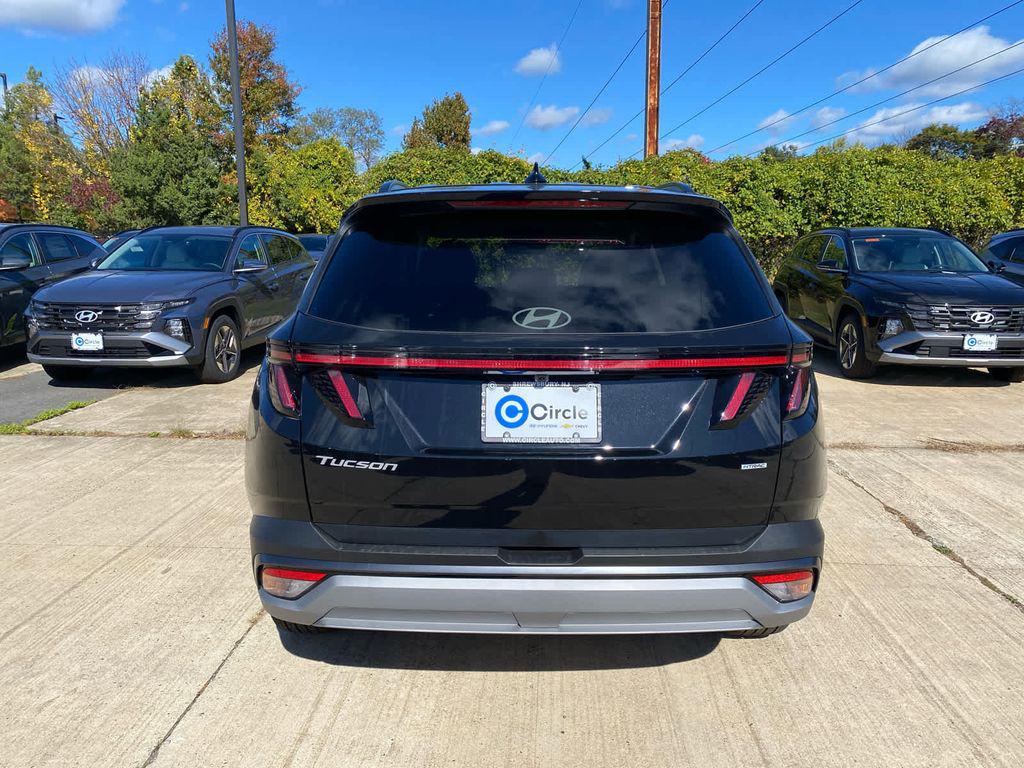 2026 Hyundai Tucson SEL Convenience photo 2