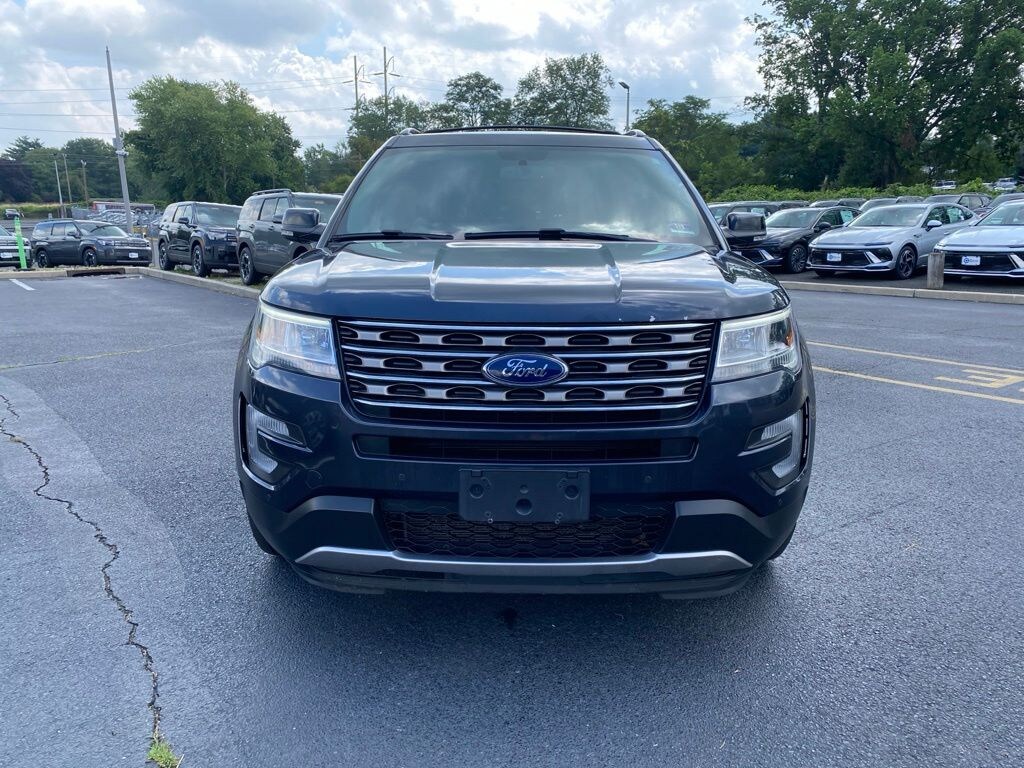 Used 2017 Ford Explorer XLT SUV