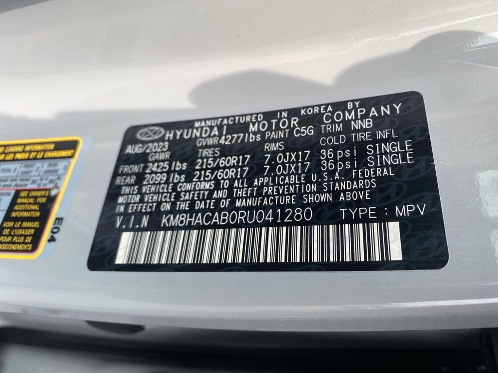 2024 Hyundai Kona SE - Photo 25