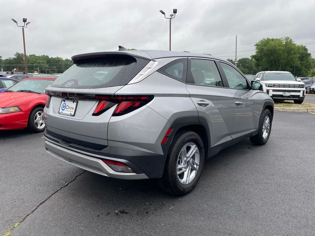 New 2026 Hyundai Tucson SE FWD SUV