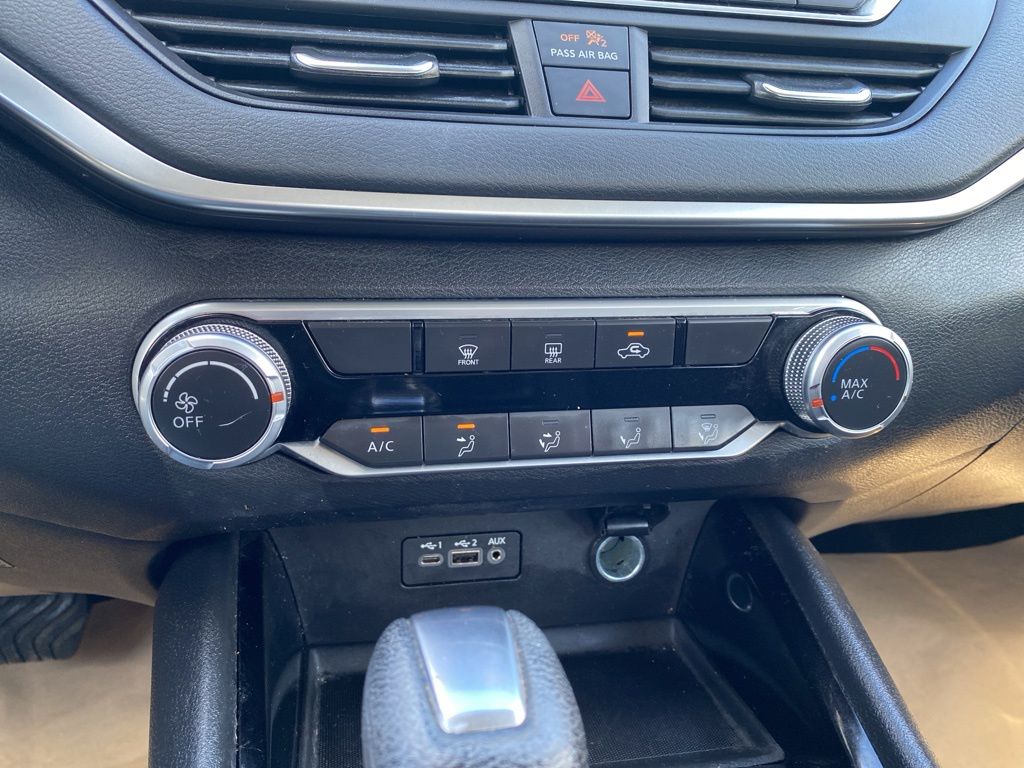 2021 Nissan Altima SV - Photo 18