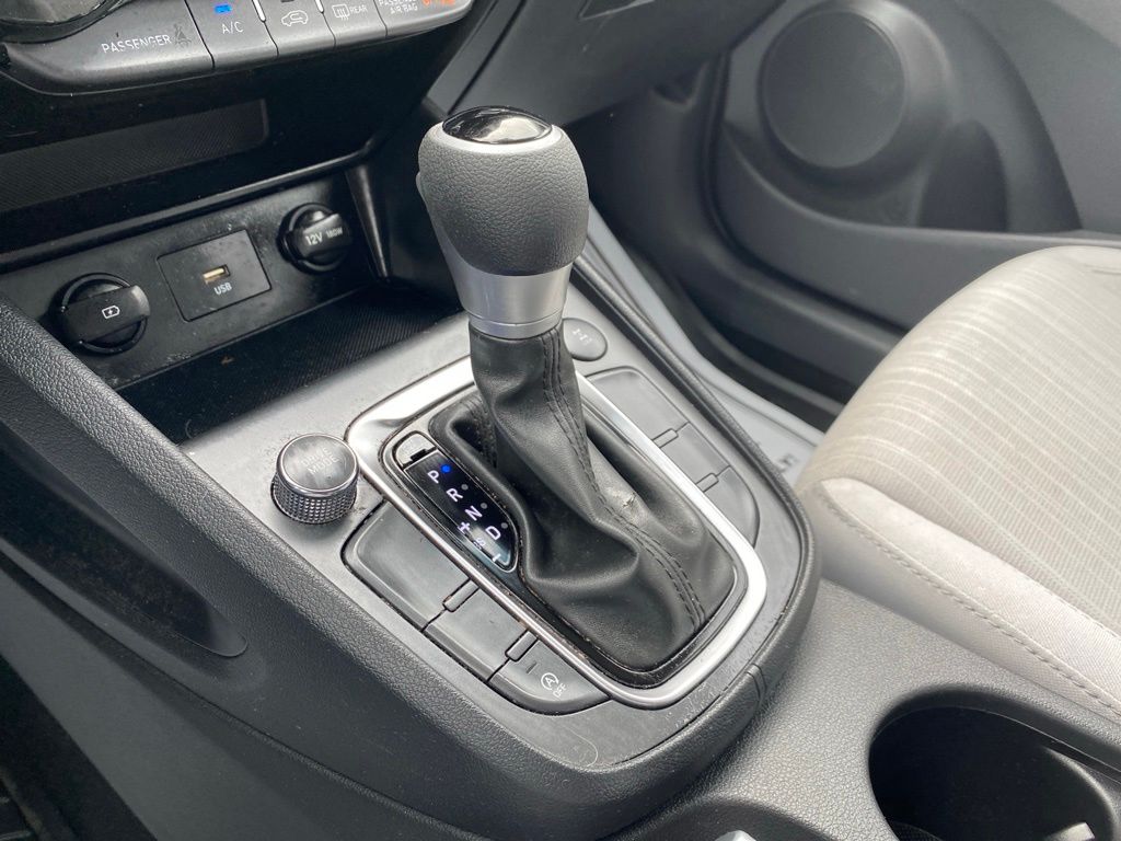 2023 Hyundai Kona SEL - Photo 20
