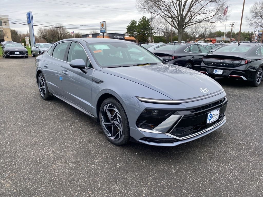 New 2026 Hyundai Sonata SEL Sport Sedan