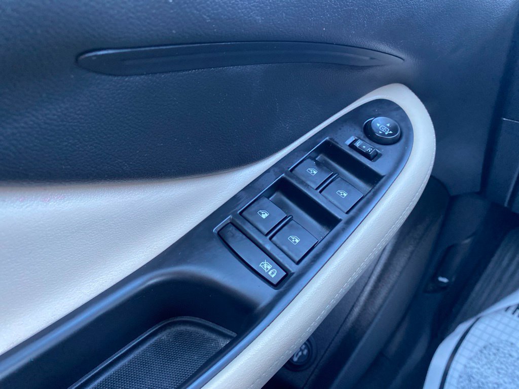 2017 Buick Envision Essence - Photo 25
