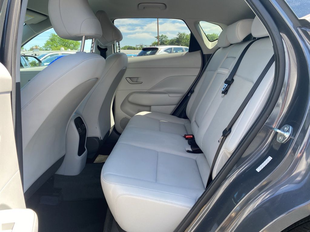 2024 Hyundai Kona SEL - Photo 13