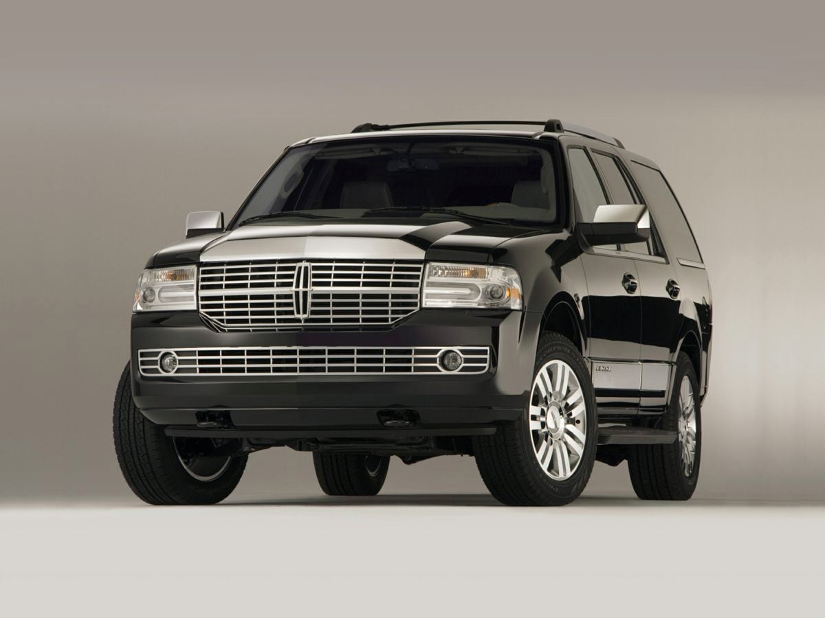2012 Lincoln Navigator Base