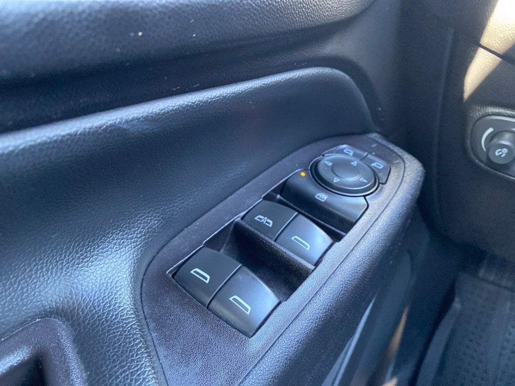 2018 Chevrolet Equinox LT - Photo 21