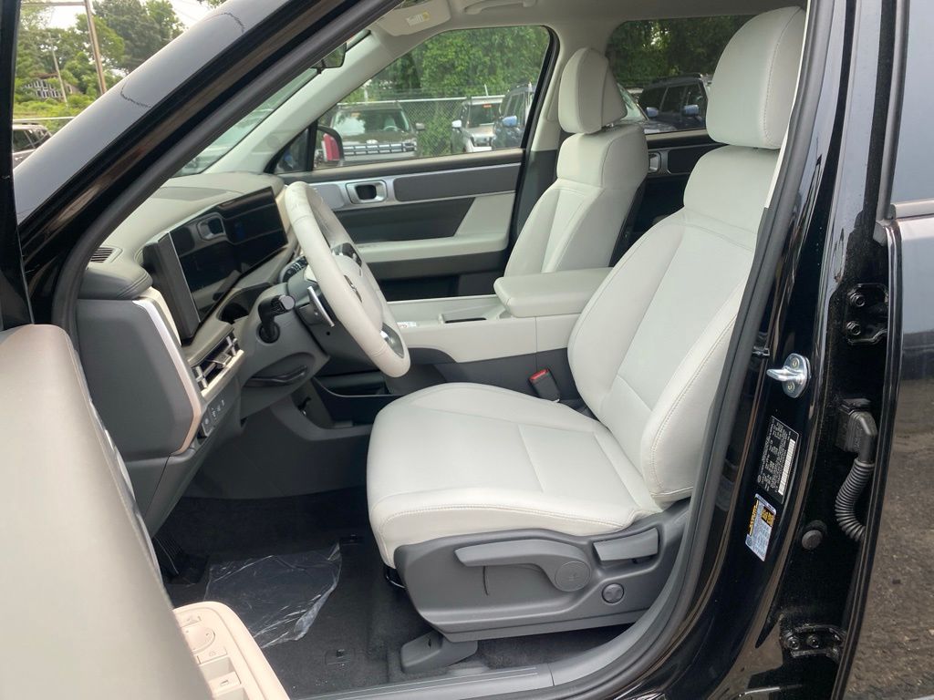2026 Hyundai Santa Fe SE - Photo 12