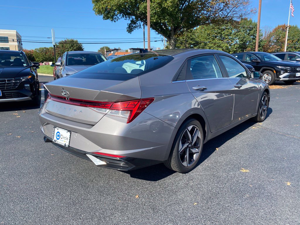 Used 2021 Hyundai Elantra SEL Sedan