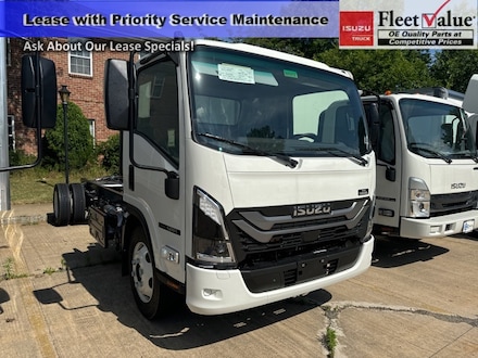 2025 Isuzu NRR Cab/Chassis