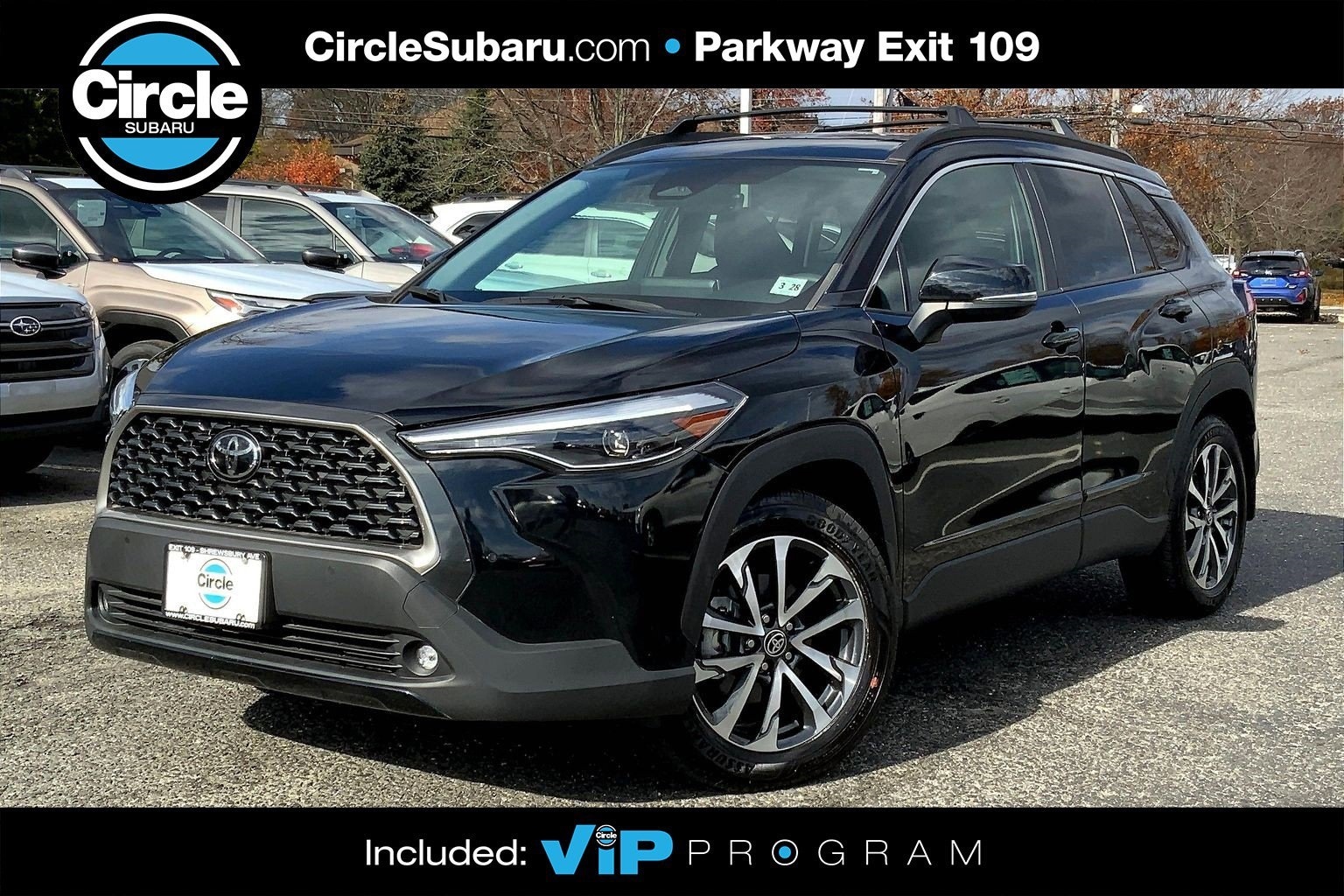 2023 Toyota Corolla Cross XLE's photo