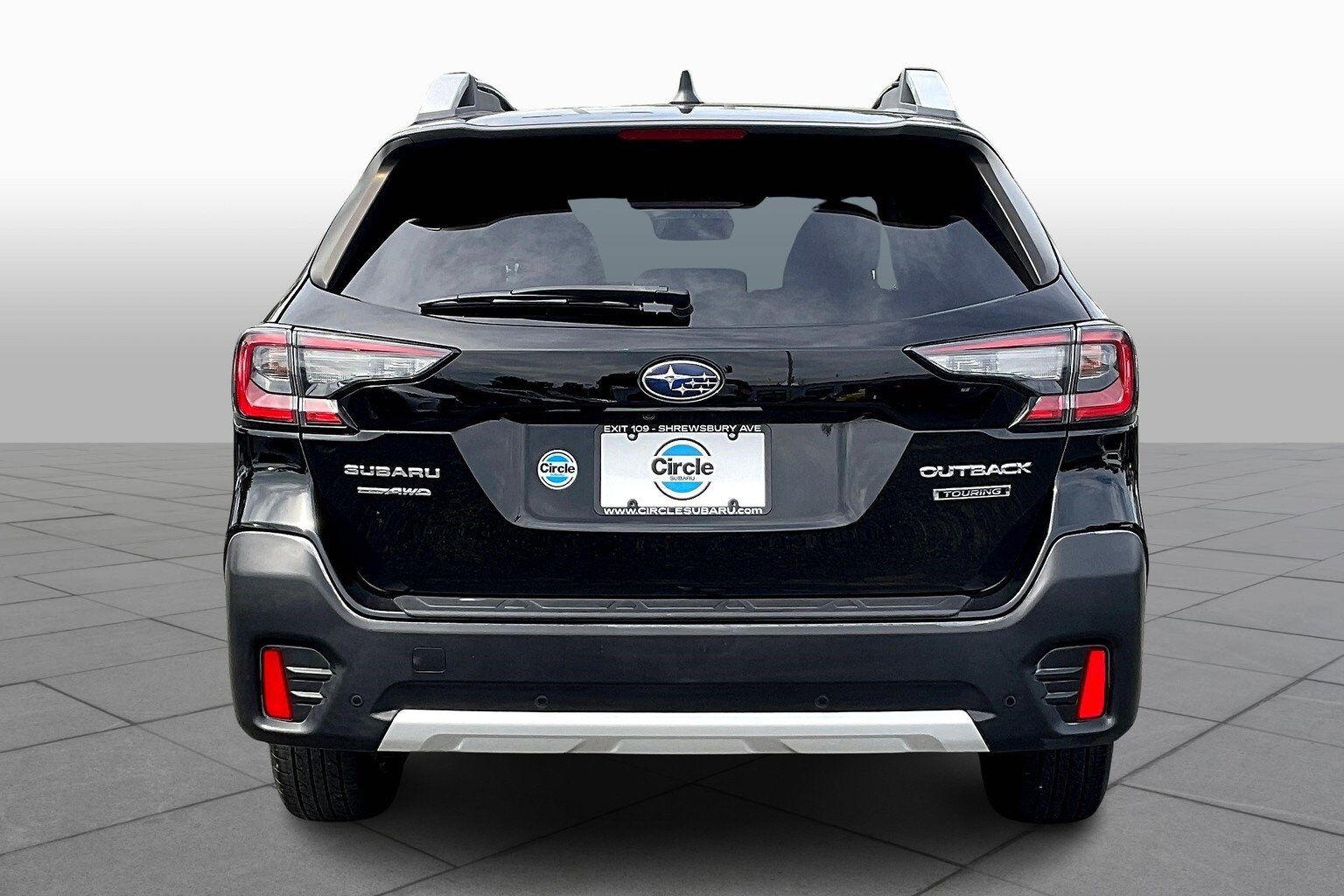2020 Subaru Outback Touring photo 4