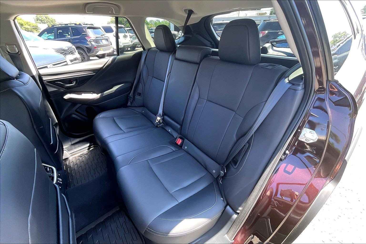 2025 Subaru Outback Limited - Photo 21