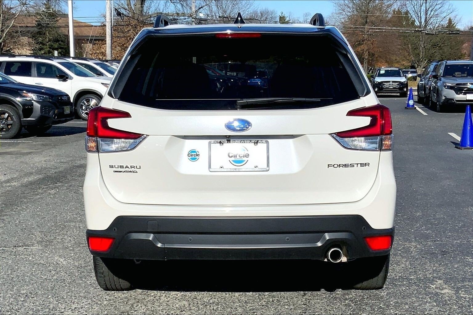 2024 Subaru Forester Limited photo 3