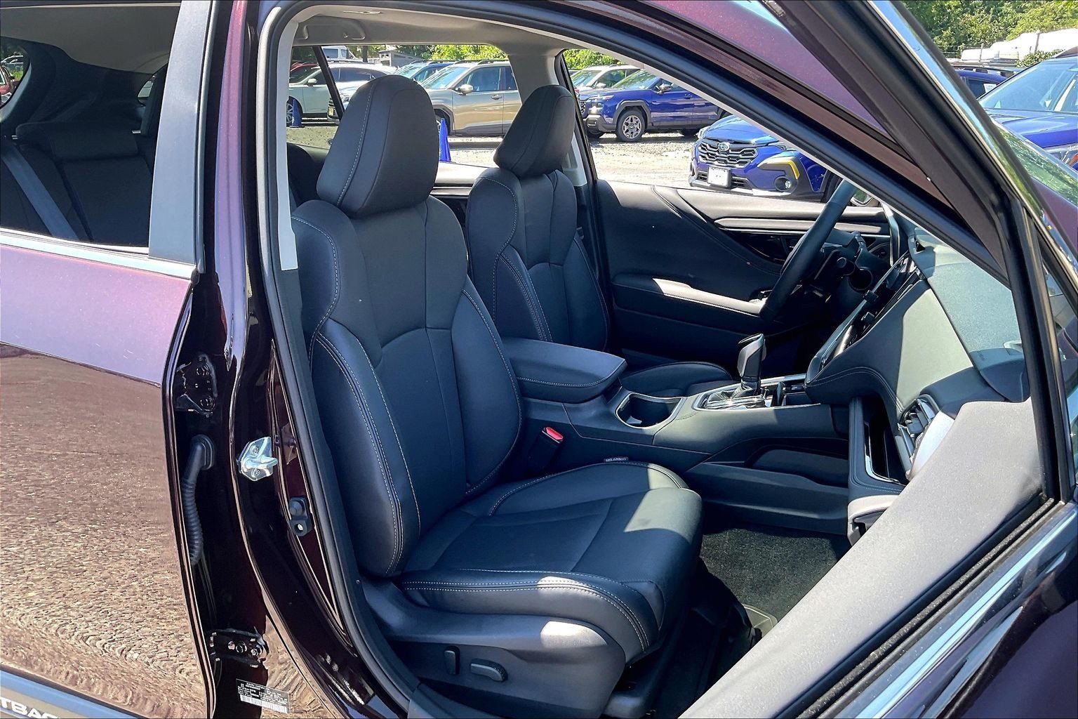 2025 Subaru Outback Limited - Photo 7