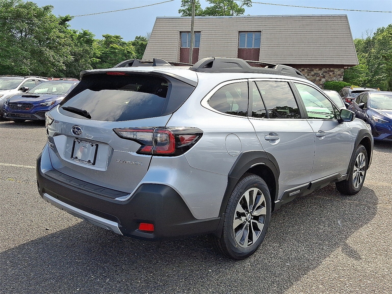 2025 Subaru Outback Limited photo 3