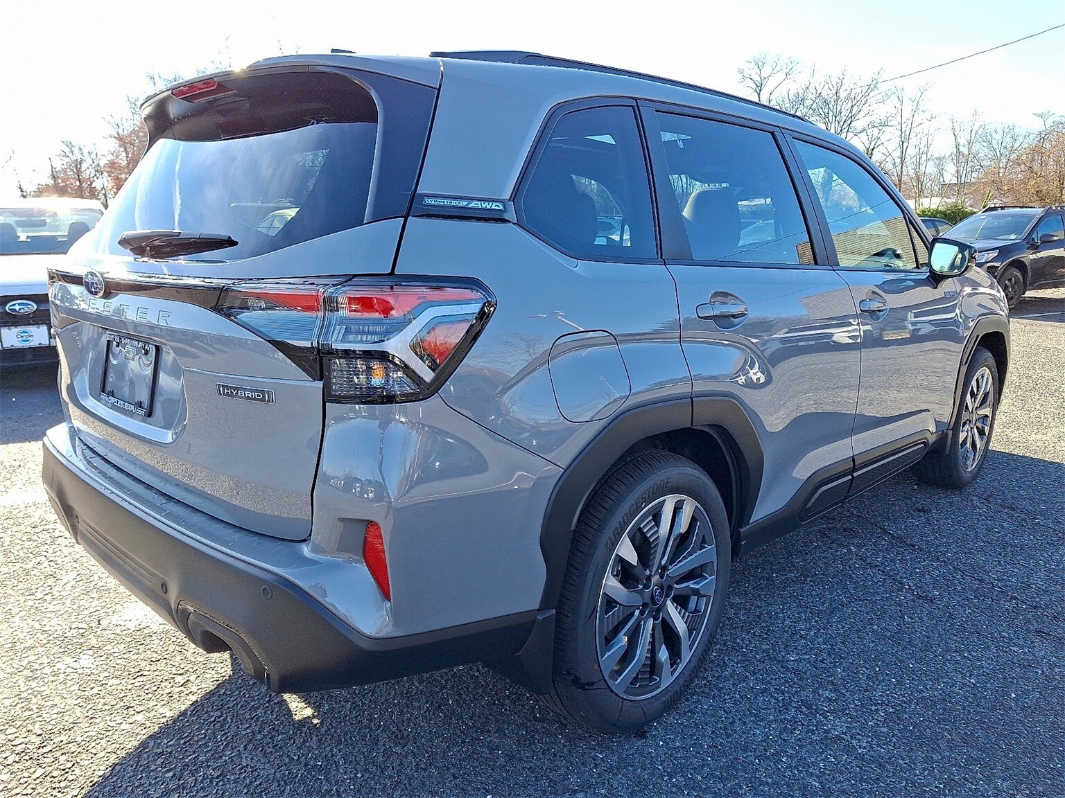 2025 Subaru Forester Touring photo 3